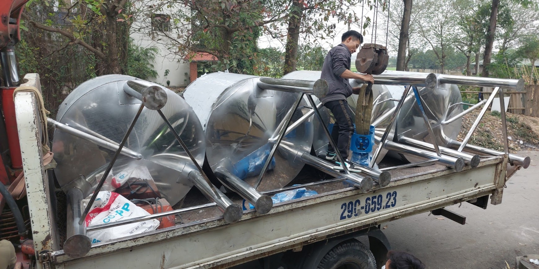 Bồn chứa base sơn chống lắng 1000l, 2000l, 4000l, 6000l - Ảnh 1