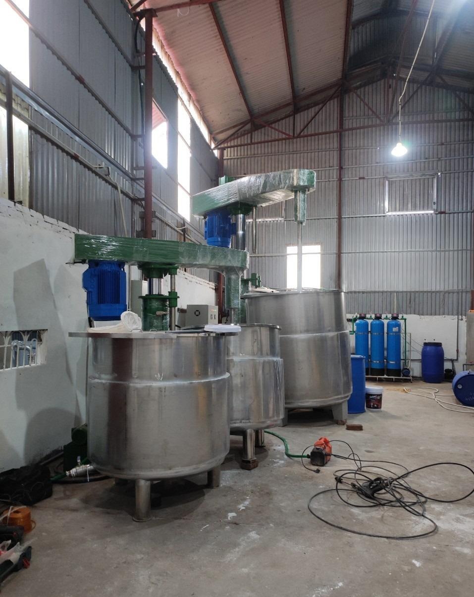 Bồn khuấy sơn đáy bằng 300l, 500l, 700l, 1200l - Ảnh 1