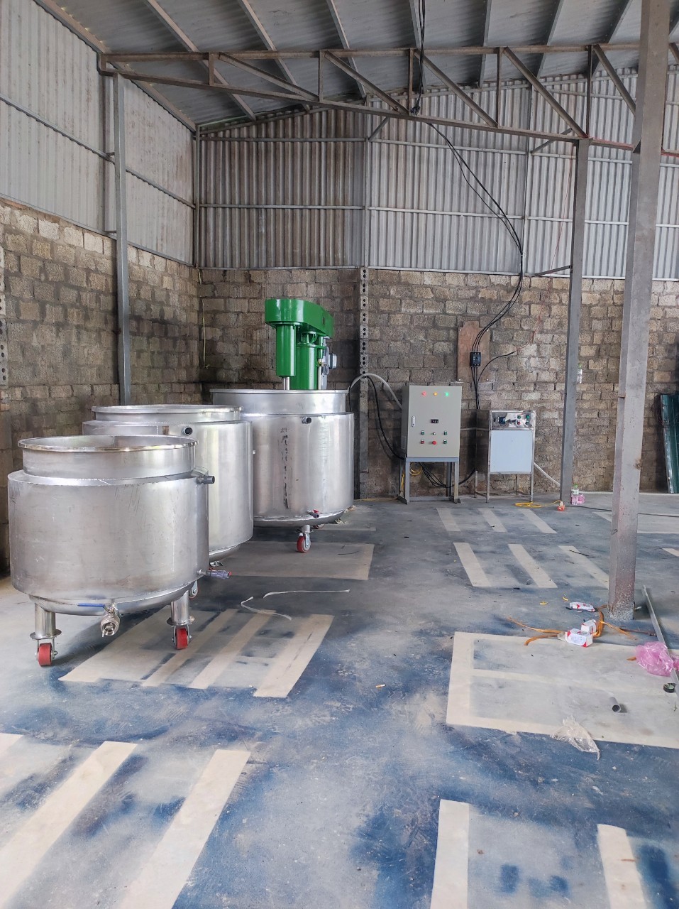 Bồn khuấy sơn 2 lớp 500 1000 1500 2500 3000 lít - Ảnh 1