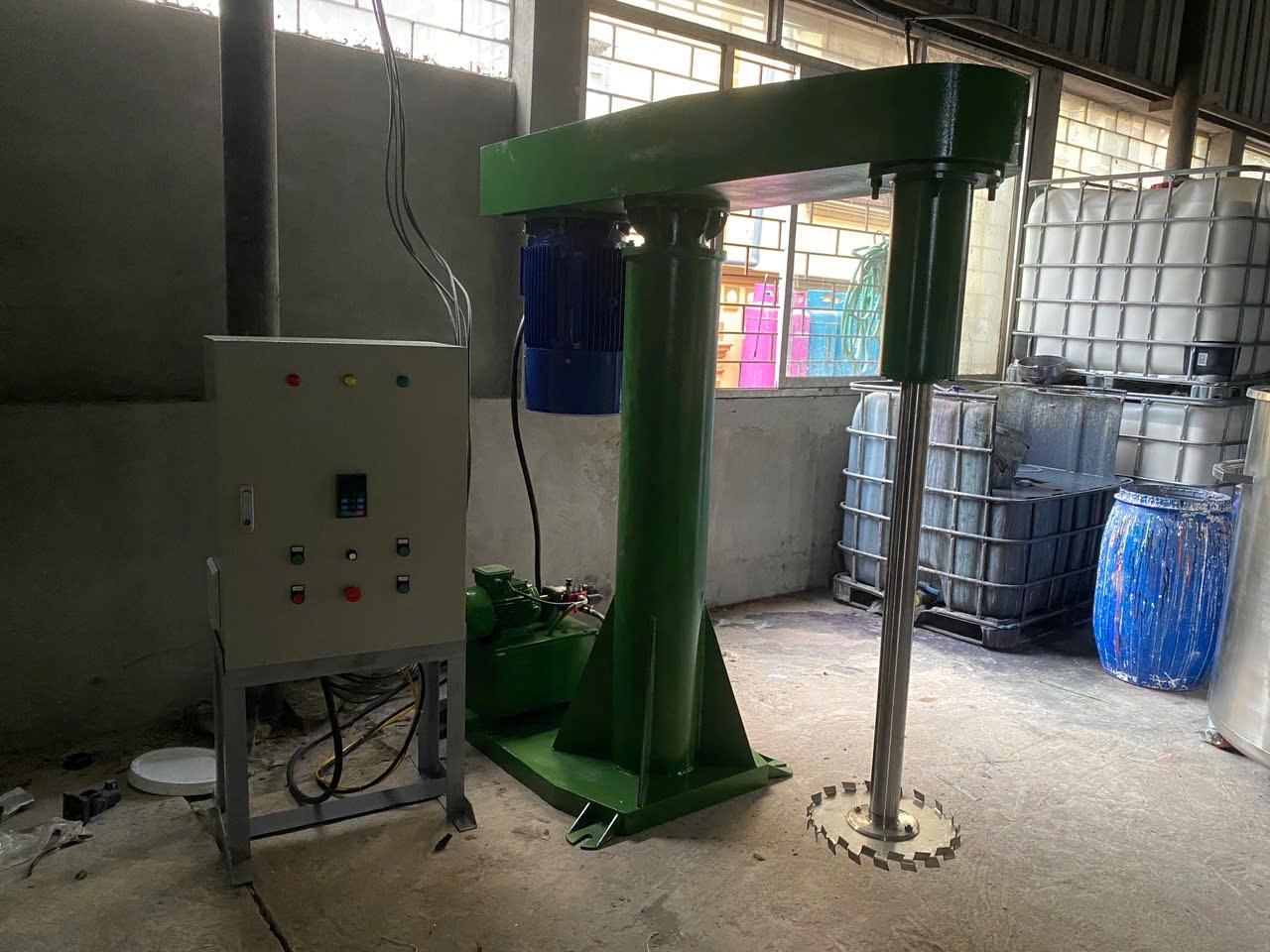 Máy khuấy sơn chống thấm - Ảnh 1