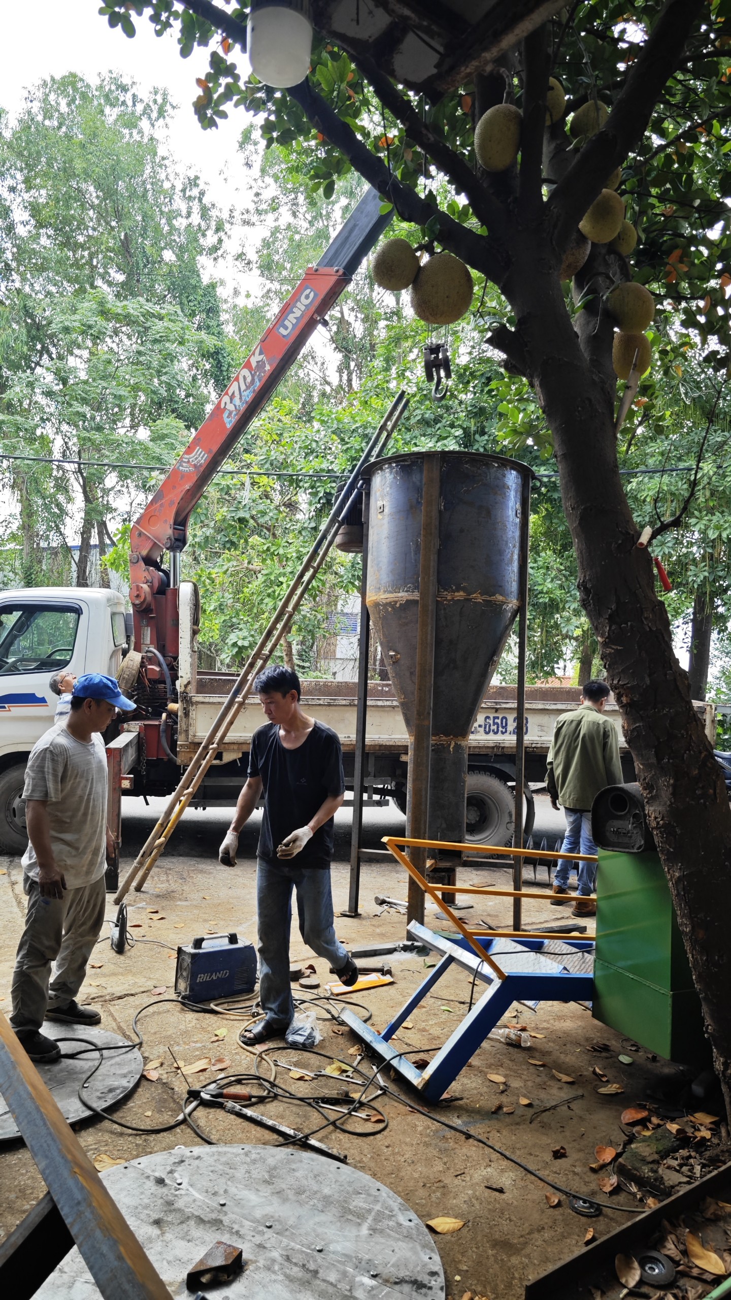 Máy trộn bột trét 1000kg 1500kg - Ảnh 1